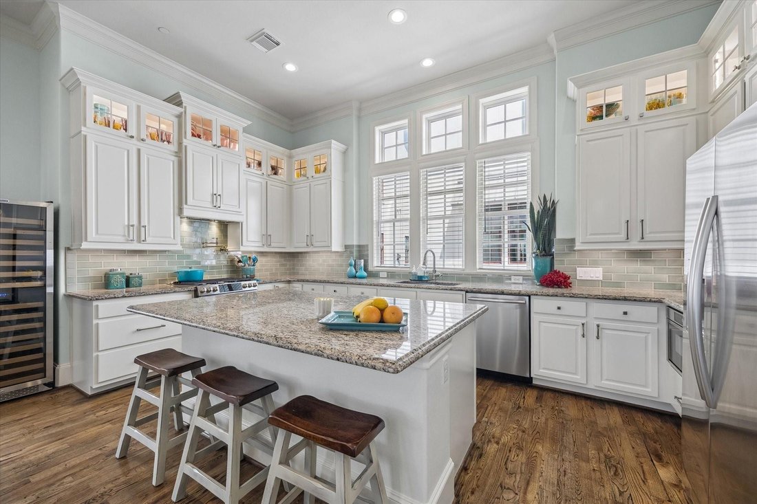 House in Houston, Texas, United States 2 - 17540486