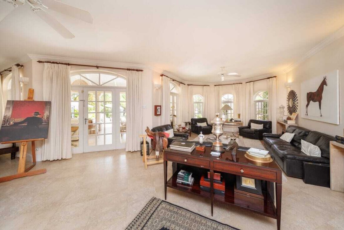 Villa in Bridgetown, Christ Church, Barbados 2 - 17544290