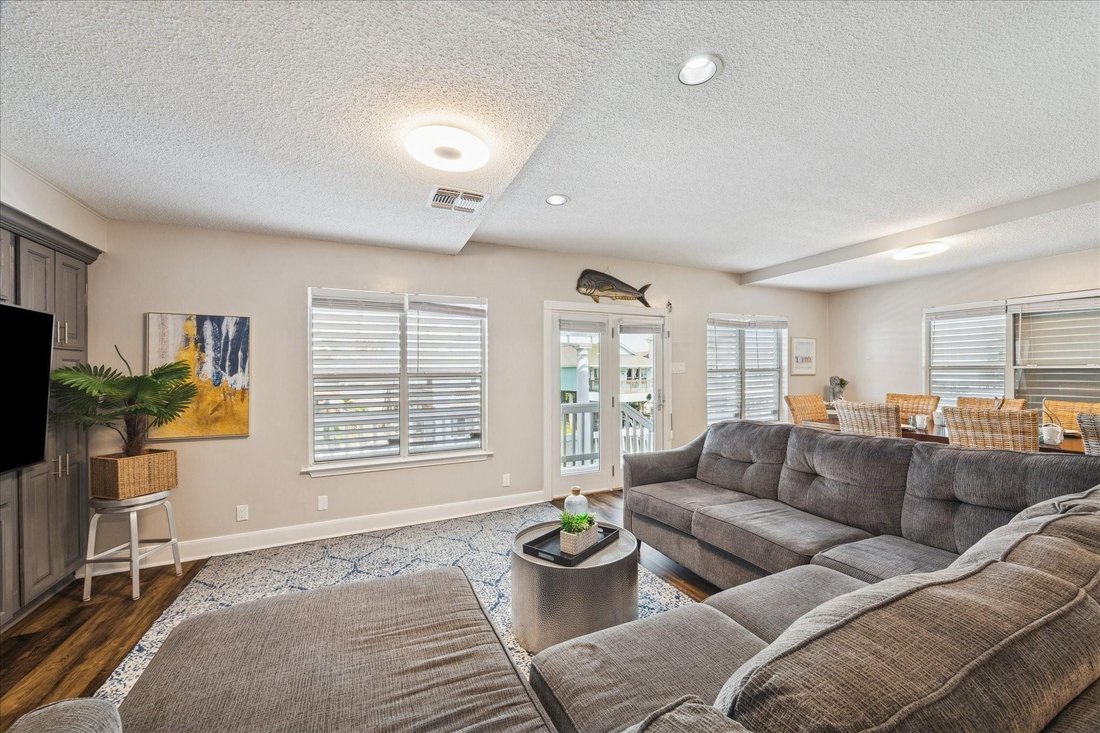 House in Galveston, Texas, United States 4 - 17544067