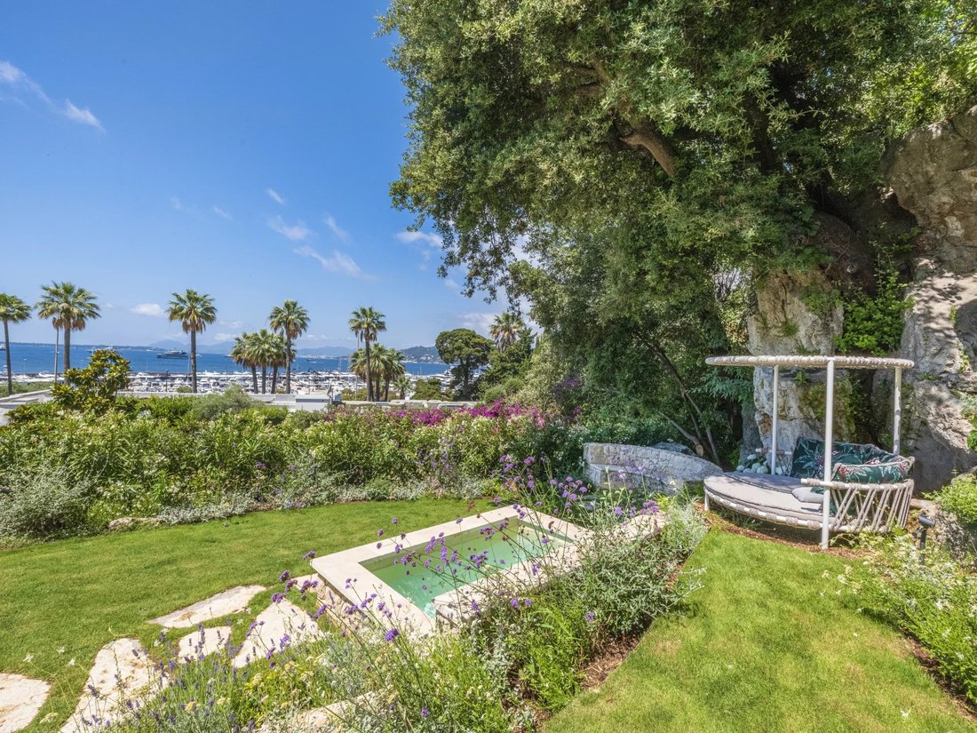 Villa in Antibes, Provence-Alpes-Côte d'Azur, France 3 - 17540983