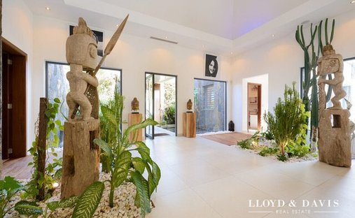 Villa in Grand Baie, Riviere du Rempart, Mauritius 1