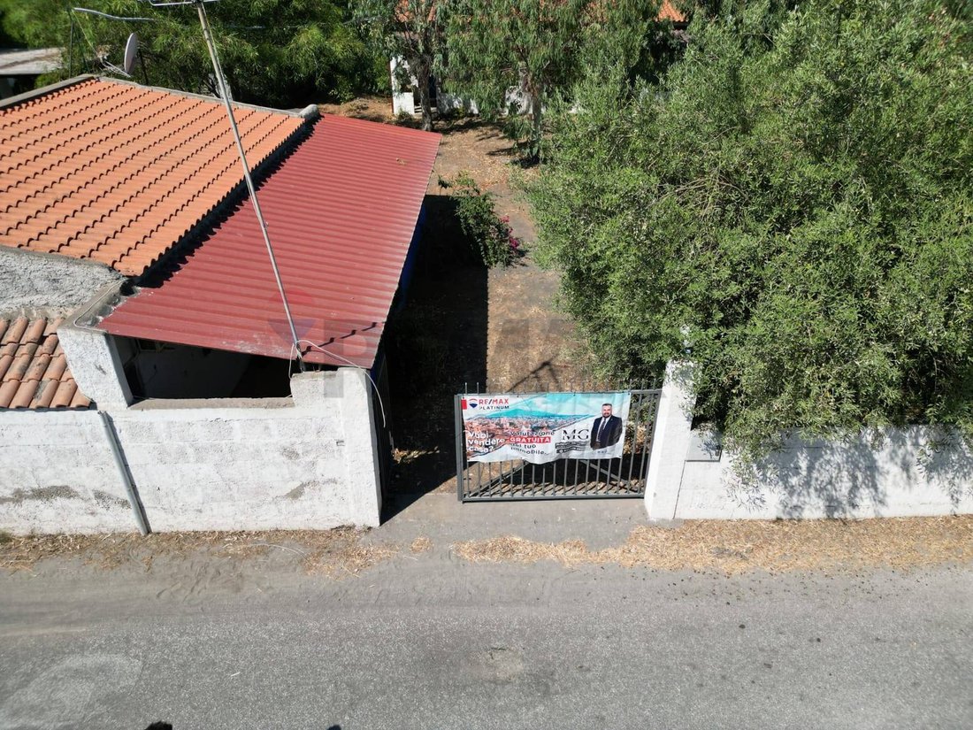 Land in Insel Vulcano, Sizilien, Italien 2 - 17545206