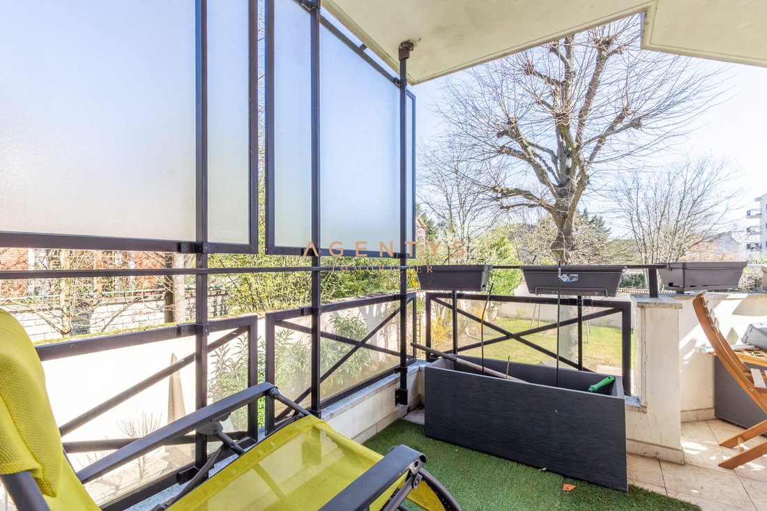 Apartamento en Ledru Rollin, Le Perreux-sur-Marne, Francia 1 - 17418088