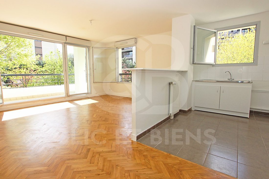 Apartment in Domaine National du Château, Versailles, France 1 - 17545453