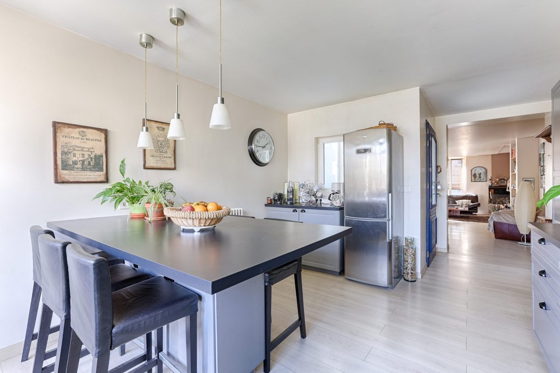 House in Chedal Anglay, La Garenne-Colombes, France 2 - 17545436