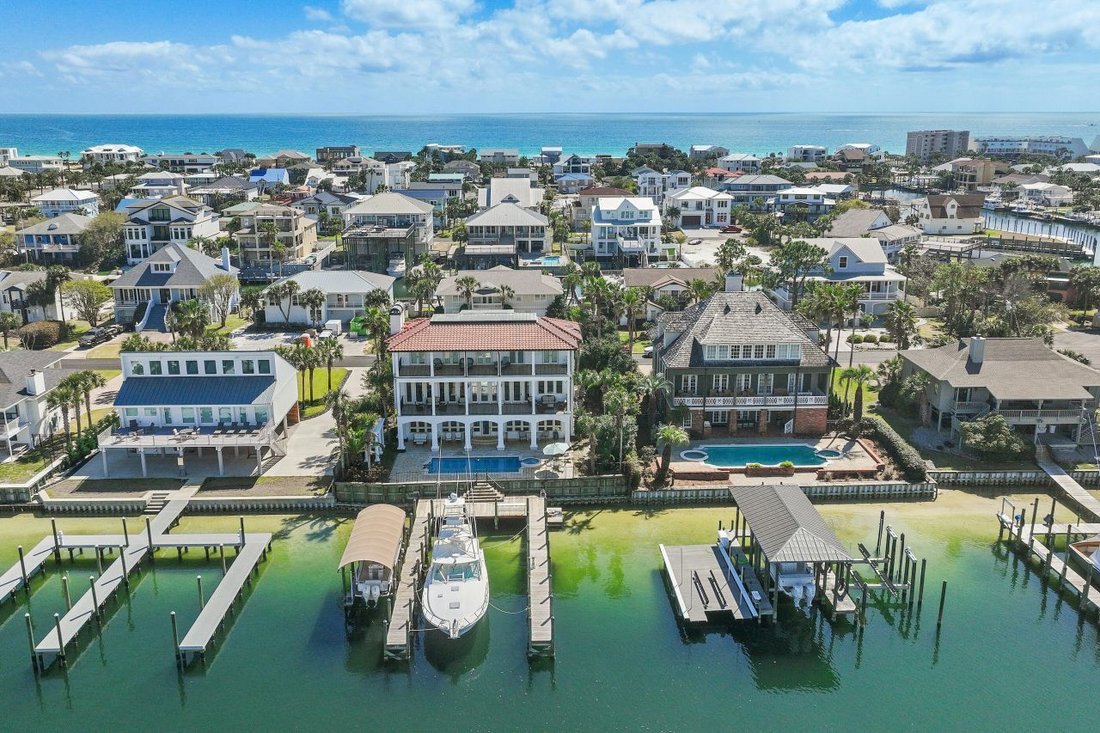 House in Destin, Florida, United States 3 - 17545270