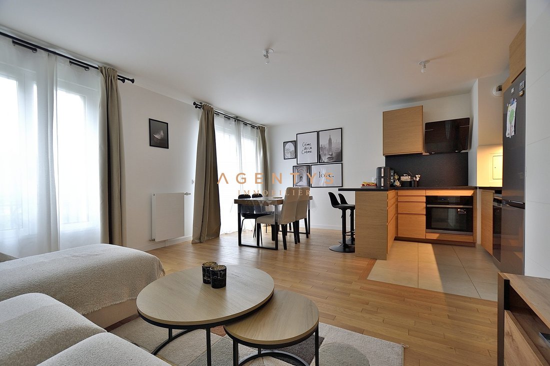 Apartment in Adamville, Saint-Maur-des-Fossés, France 1 - 17224361