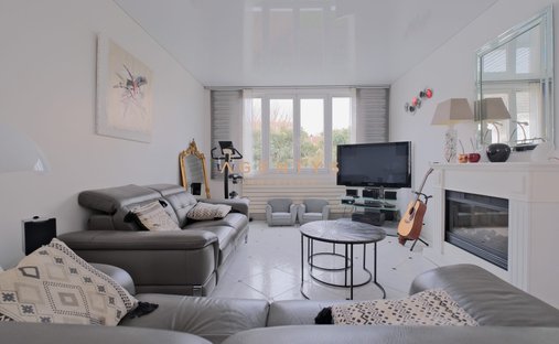 House in Juillet Zola, Alfortville, France 1