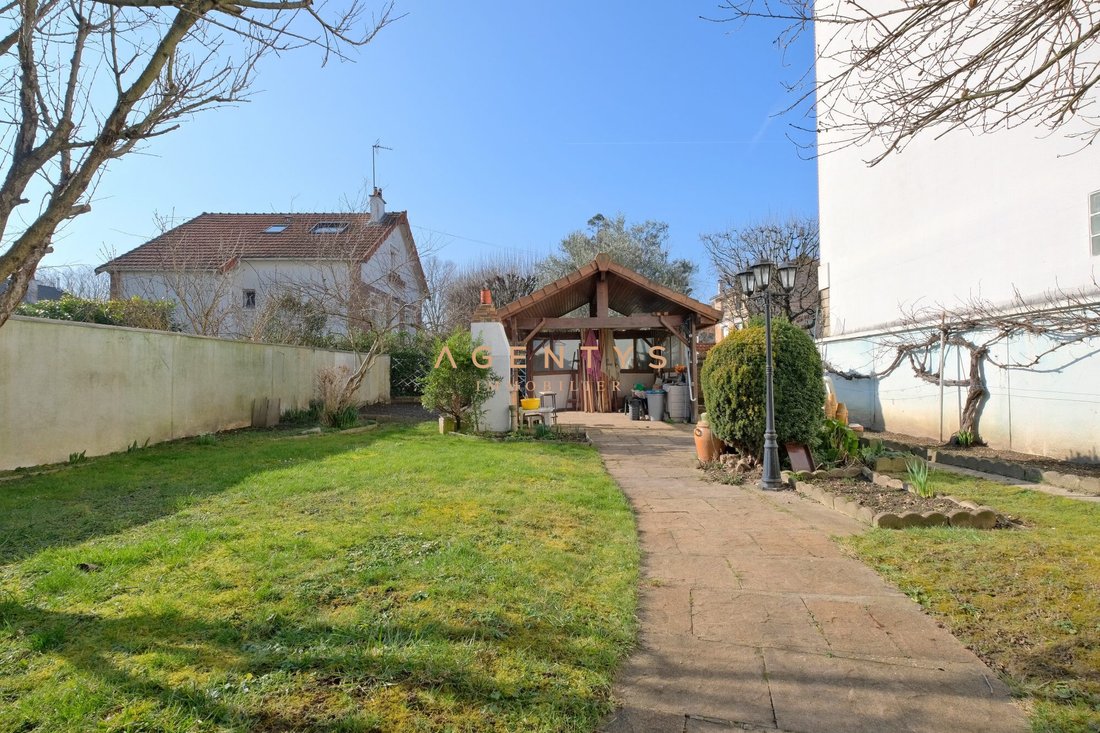 House in Adamville, Saint-Maur-des-Fossés, France 2 - 15707105