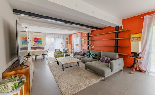 House in Nogent-sur-Marne, Ile-de-France, France 1