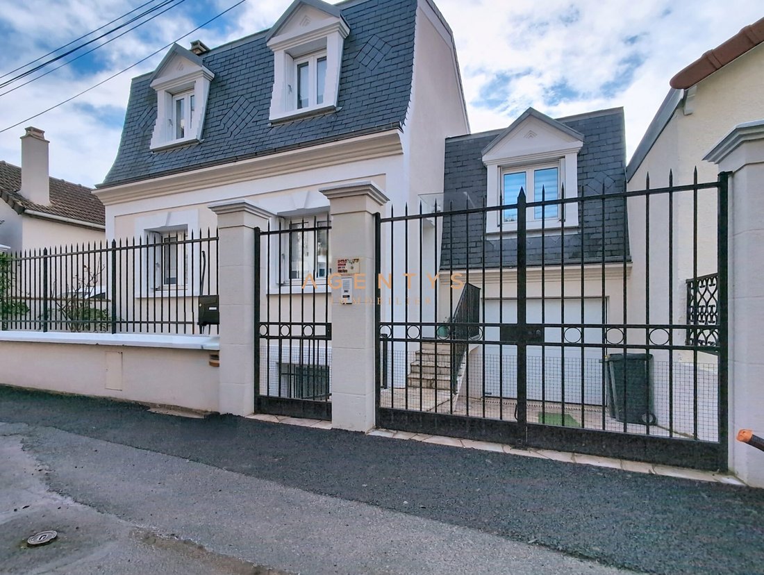 House in Adamville, Saint-Maur-des-Fossés, France 1 - 17298476