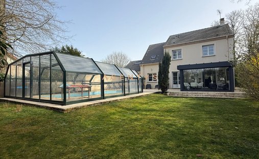 House in Sucy-en-Brie, Ile-de-France, France 1