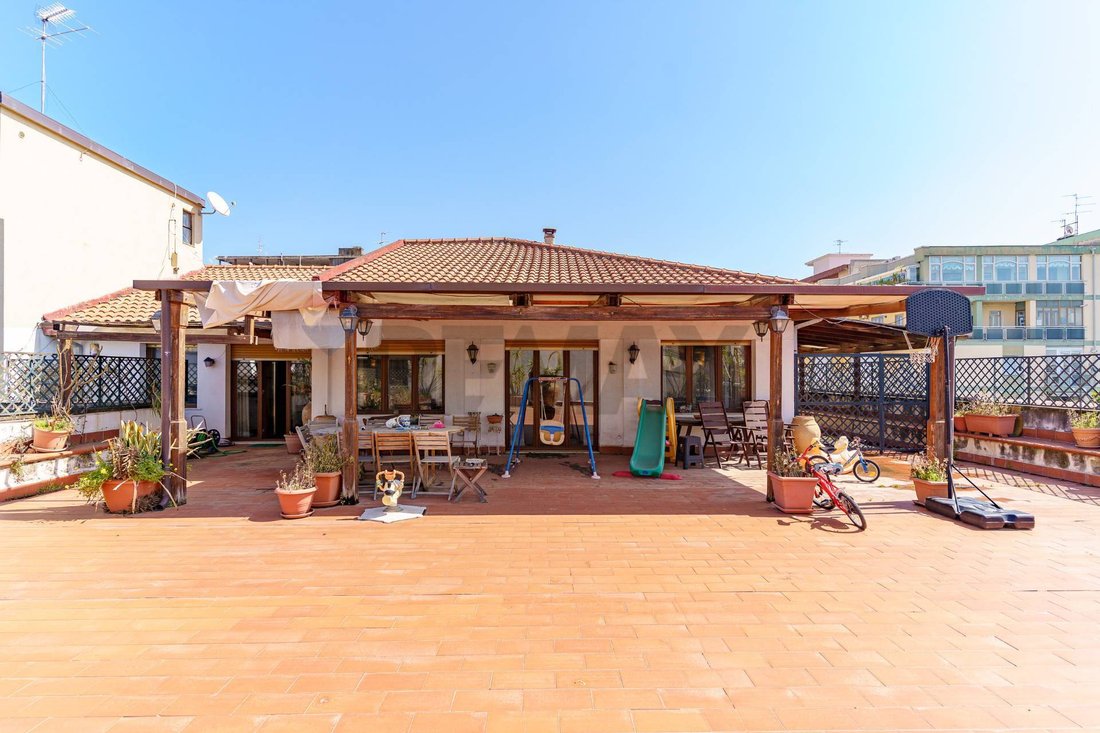 Apartment in Province, Catania, Italy 3 - 17545205