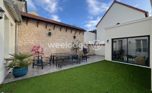 House in Mantes-la-Jolie, Ile-de-France, France 1