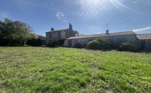 Farm Ranch in Machecoul, Machecoul-Saint-Meme, France 1