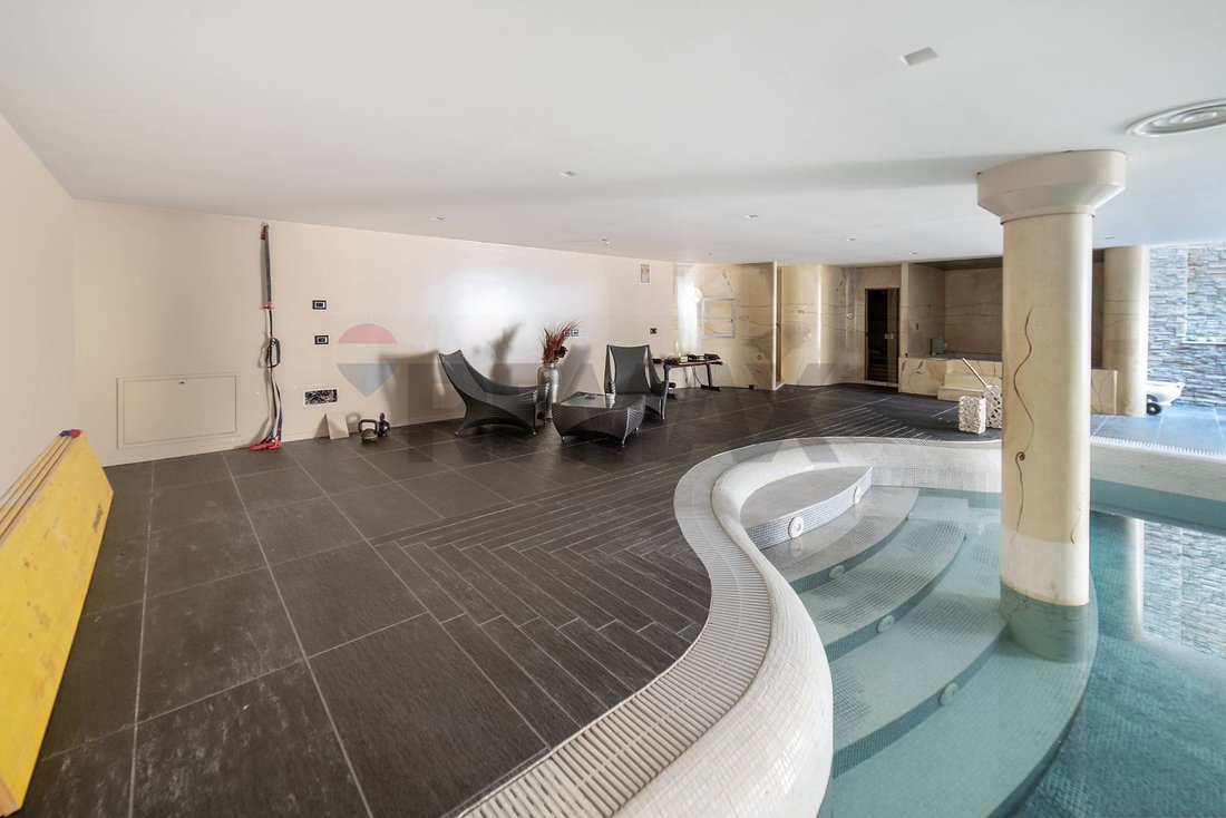 Villa in Seveso, Lombardy, Italy 2 - 17545179