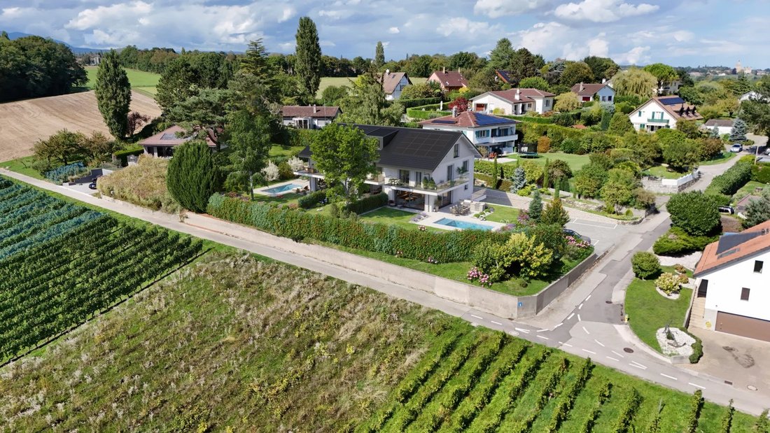 House in Lully, Vaud, Switzerland 1 - 17545245