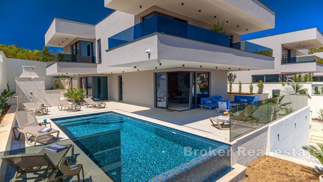 Villa in Trogir, Split-Dalmatia County, Croatia 1 - 17545759