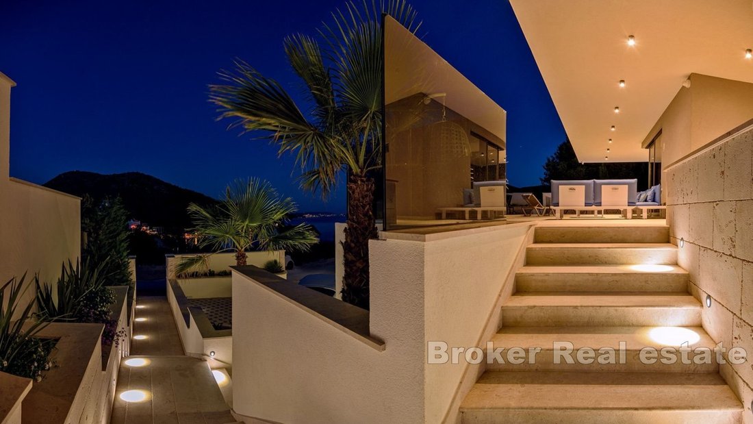 Villa in Trogir, Split-Dalmatia County, Croatia 3 - 17545759