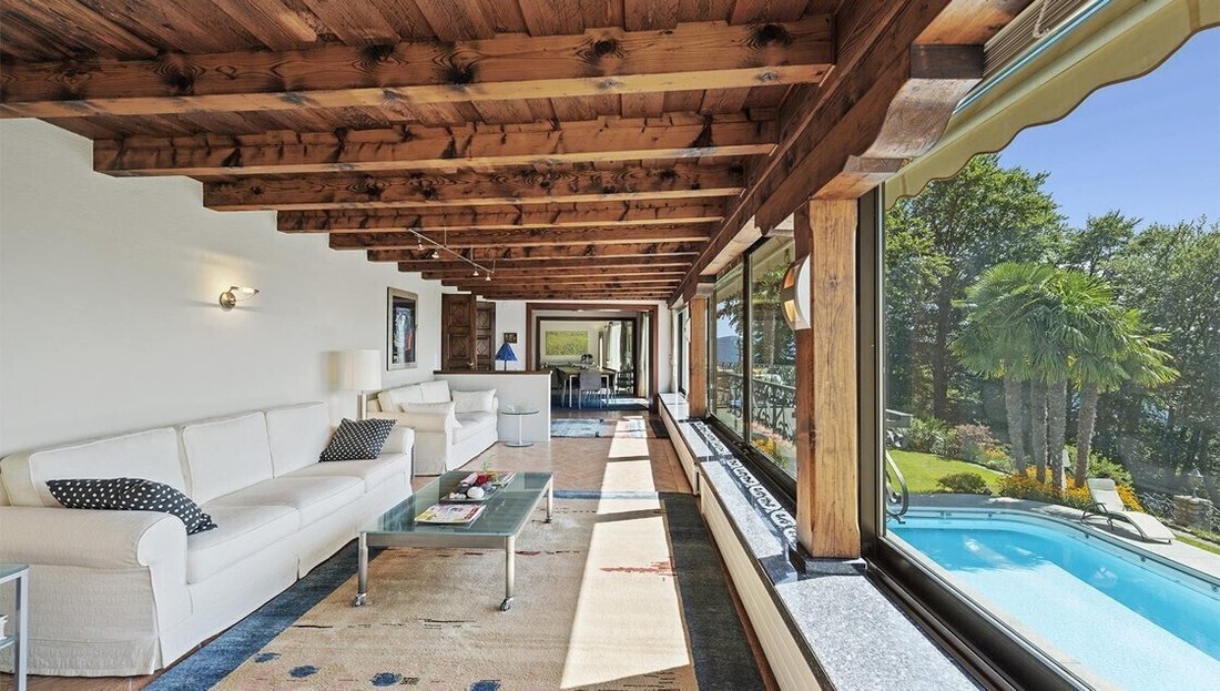 Villa in Curio, Ticino, Switzerland 4 - 17545888
