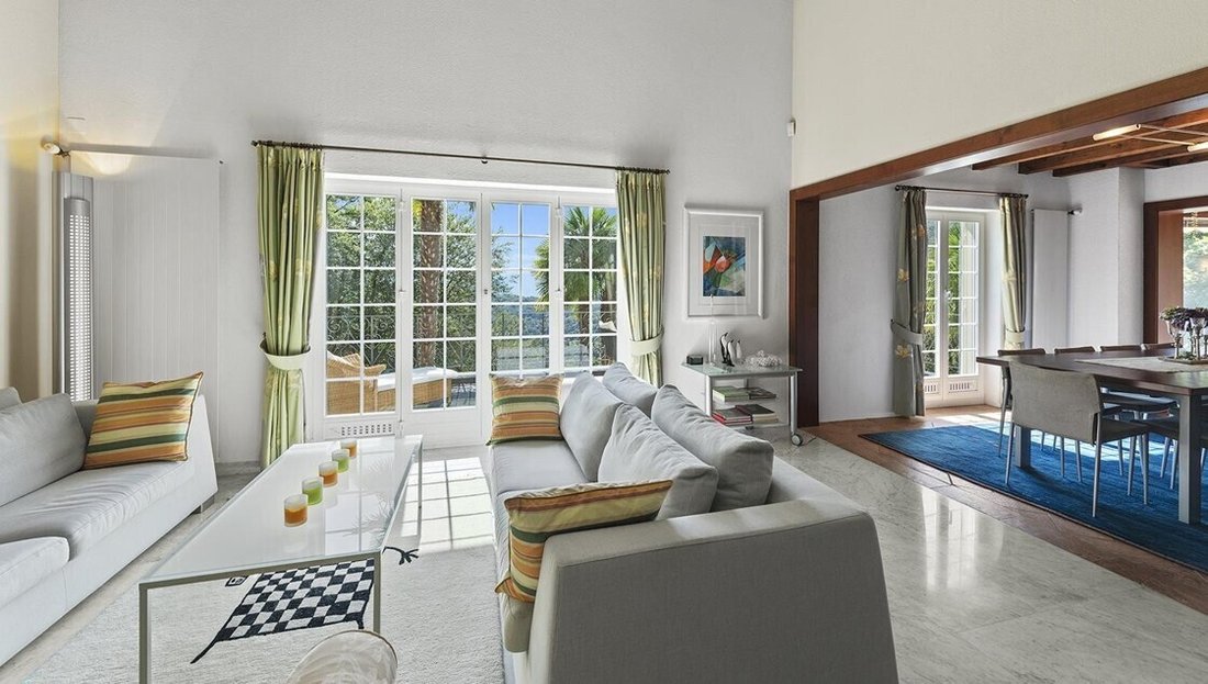 Villa in Curio, Ticino, Switzerland 5 - 17545888