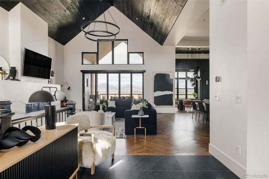 House in Berthoud, Colorado, United States 2 - 17545932