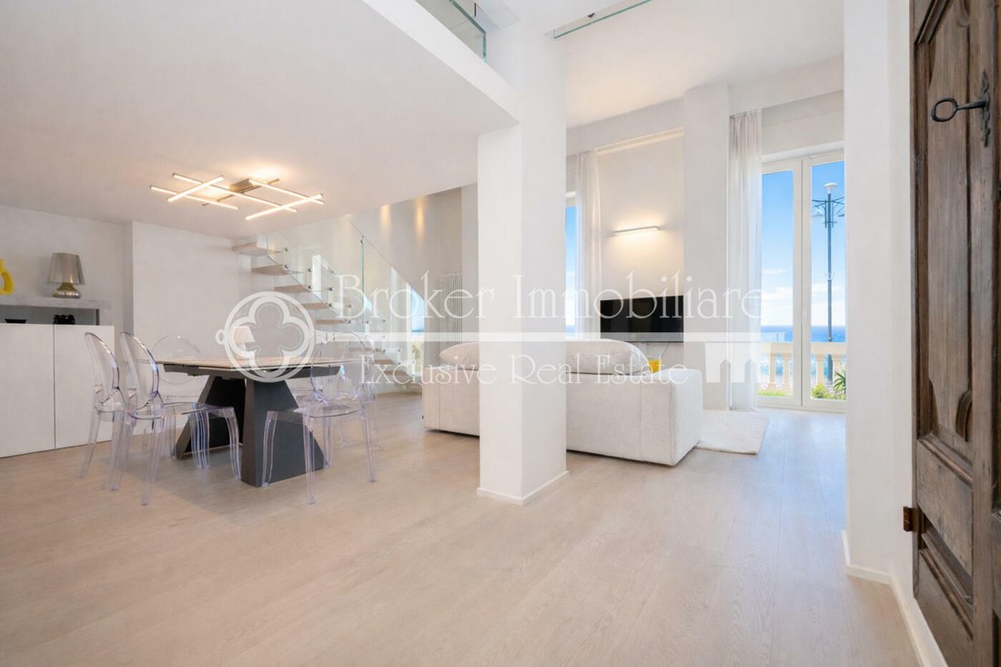 Apartment in Lungomare, Viareggio, Tuscany 3 - 17545911