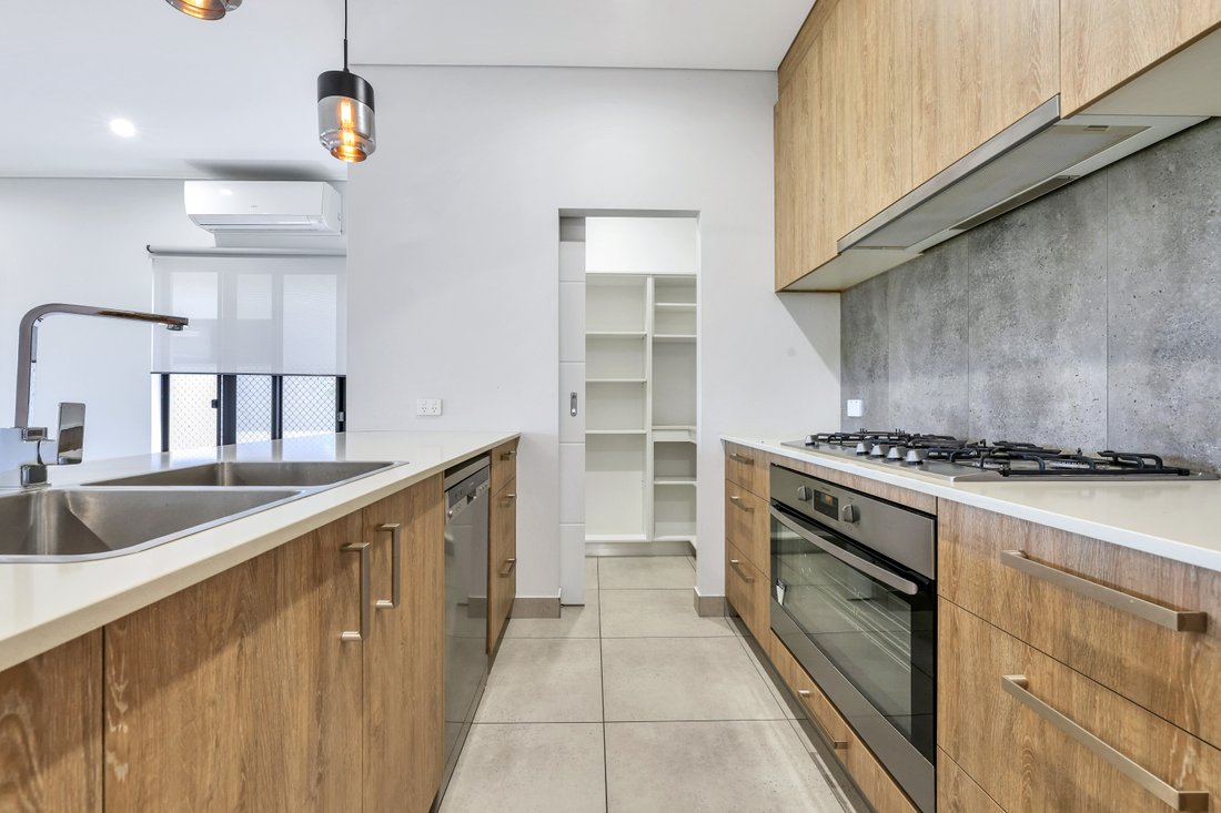 House in Zuccoli, Northern Territory, Australia 3 - 17545879