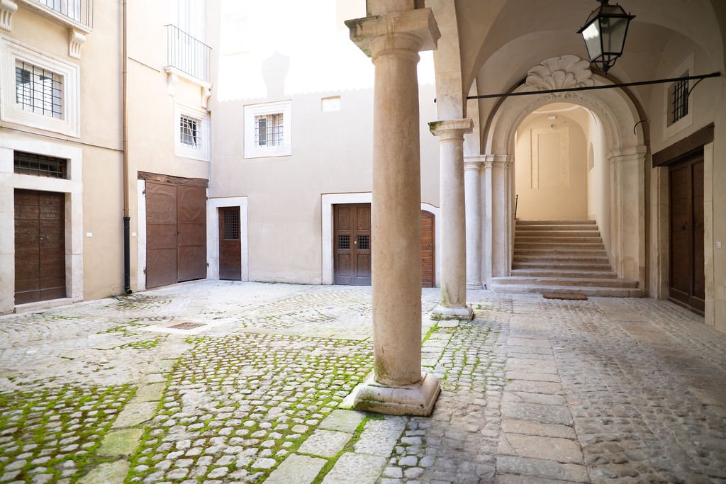 Apartment in L'Aquila, Abruzzo, Italy 1 - 17546627