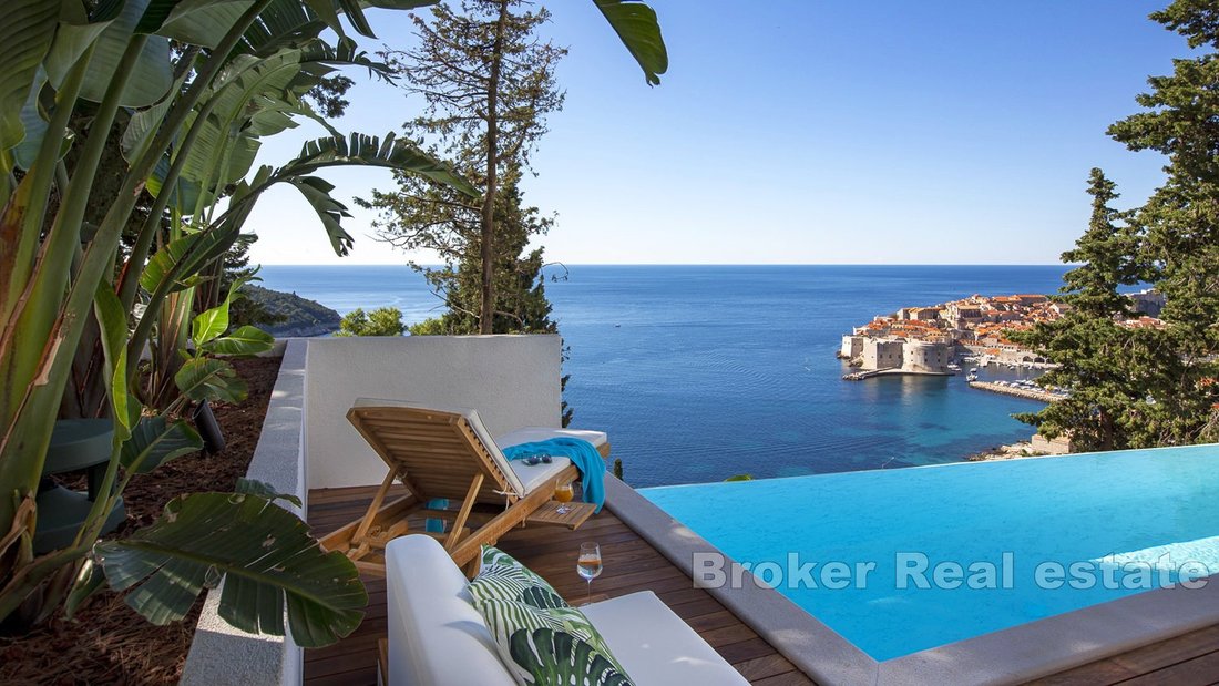 Villa in Gradski kotar Gruz, Dubrovnik, Dubrovnik-Neretva County 1 - 17546475