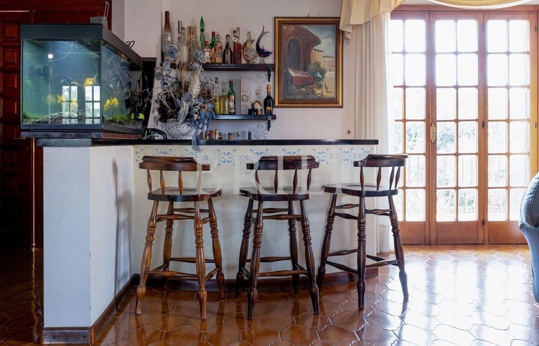 Villa in Aldo Moro Avenue, Olbia, Italy 4 - 17546096