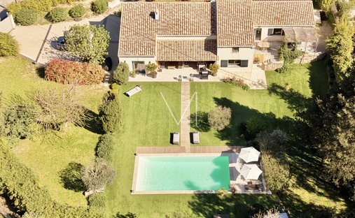 Villa à Le Plan-de-la-Tour, Provence-Alpes-Côte d'Azur, France 1