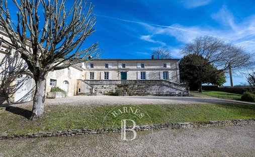 Finca en Moulidars, Nueva Aquitania, Francia 1