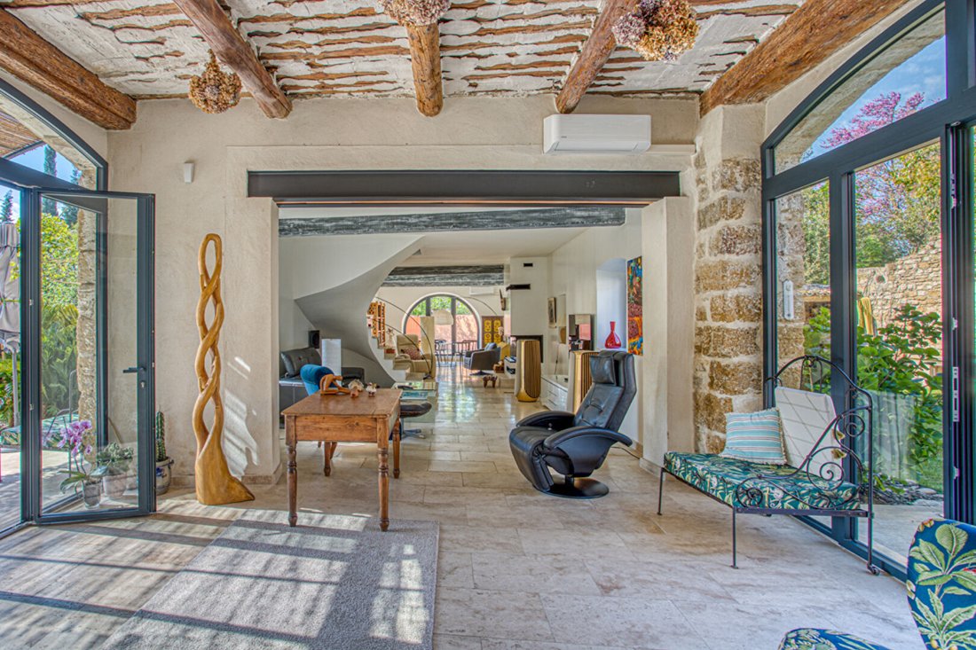 Villa in Avignon, Provence-Alpes-Côte d'Azur, France 3 - 17546901
