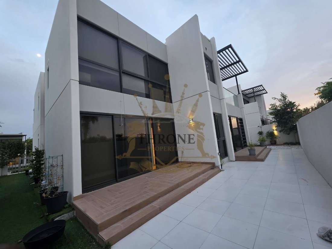 Villa in Damac Hills 2, Dubai, United Arab Emirates 4 - 17546758