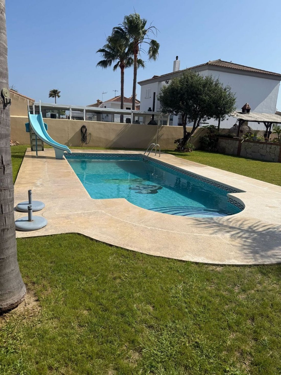 Villa in La Linea de la Concepcion, Andalusia, Spain 2 - 17546532