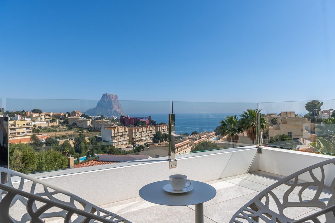 Villa in Calp / Calpe, Valencian Community, Spain 2 - 17546262