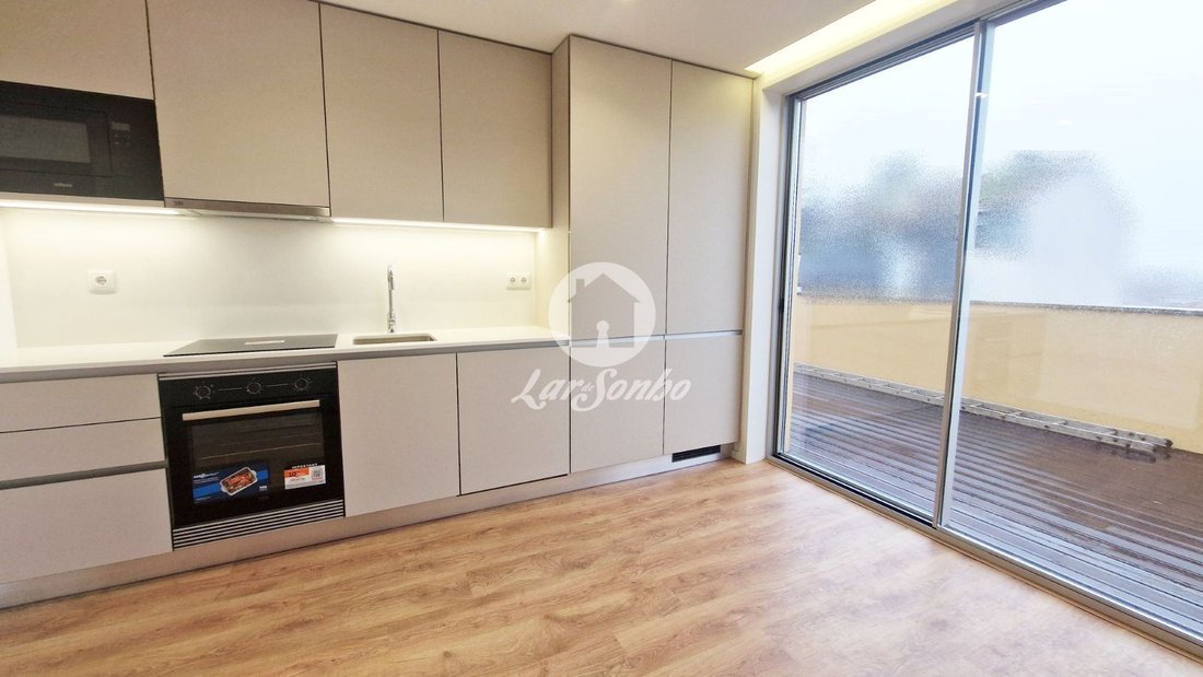 Apartment in Cedofeita, Santo Ildefonso, Se, Miragaia, Sao Nicolau e Vitoria, Porto District, Portugal 2 - 17546704