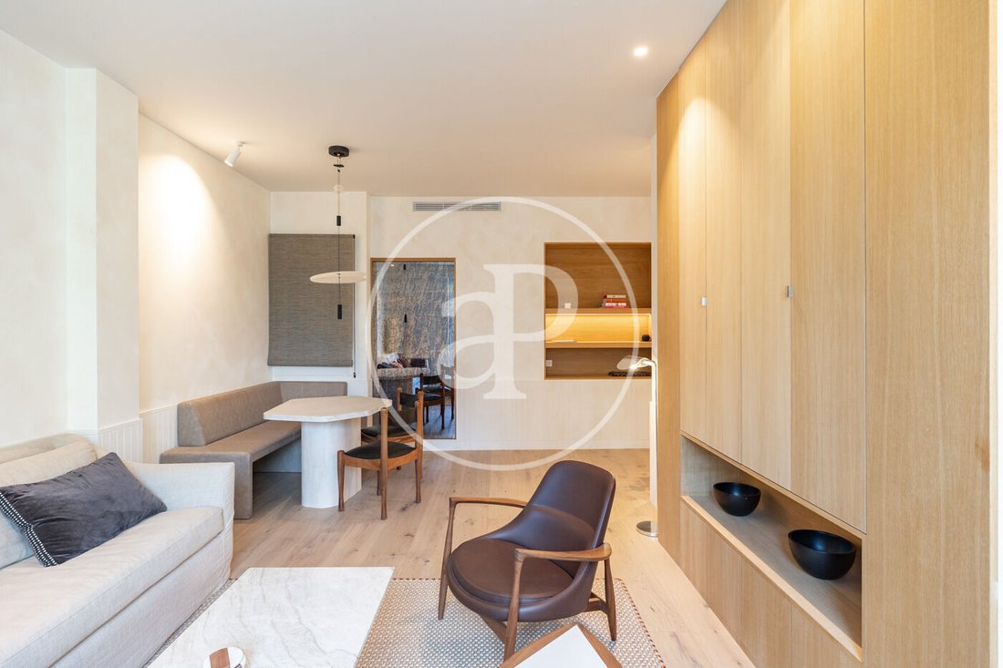 Apartment in Sarrià-Sant Gervasi, Barcelona, Spain 4 - 17546972