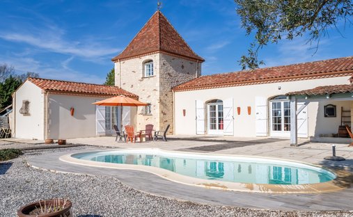 House in Penne-d'Agenais, Nouvelle-Aquitaine, France 1