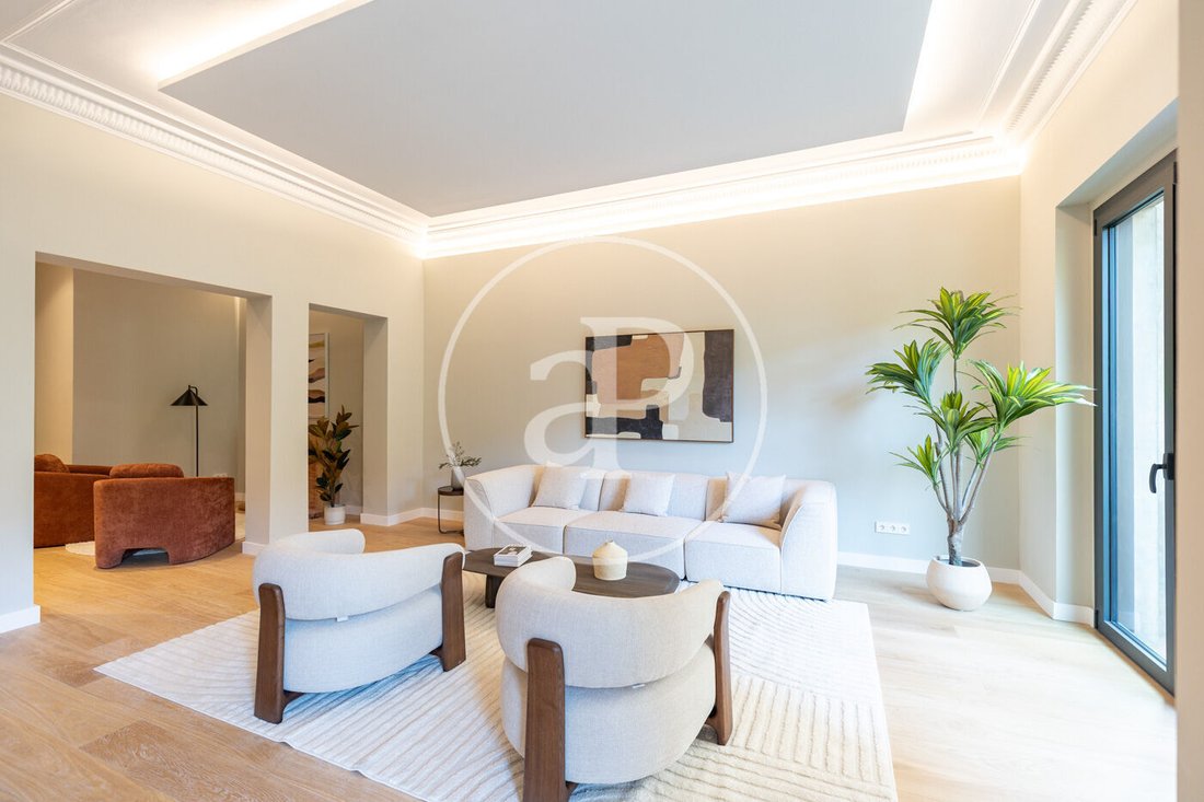 Apartment in Sarrià-Sant Gervasi, Barcelona, Spain 4 - 17546978