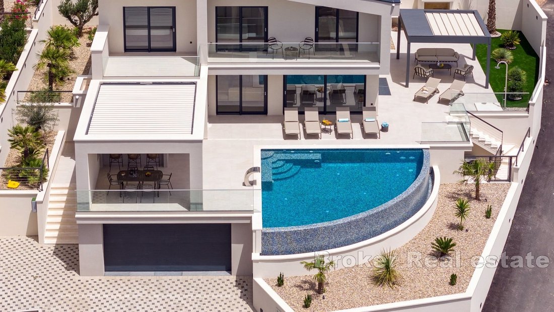 Villa in Miljevac, Split-Dalmatia County, Croatia 2 - 17546543
