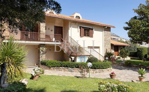 Villa à Avenue Aldo Moro, Olbia, Italie 1