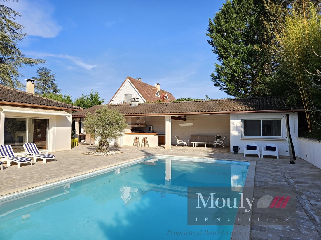 Estate in Pradines, Occitania, France 4 - 17546400