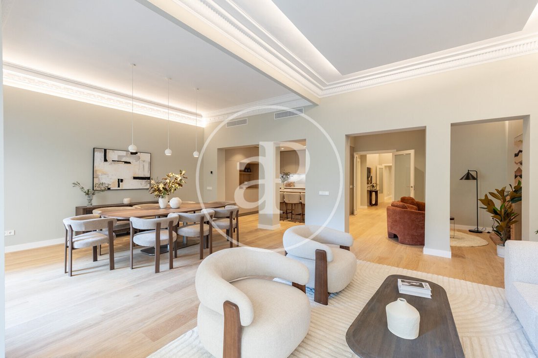 Apartment in Sarrià-Sant Gervasi, Barcelona, Spain 5 - 17546978