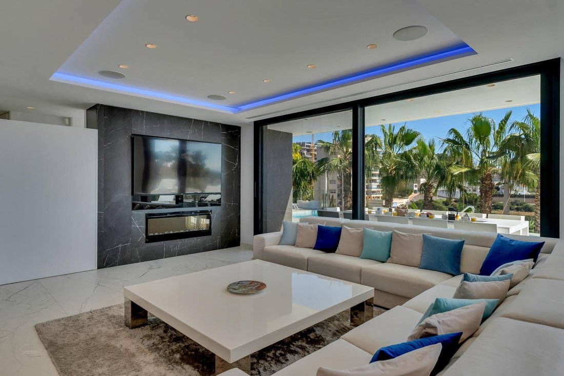 Villa in Calp / Calpe, Valencian Community, Spain 5 - 17546262