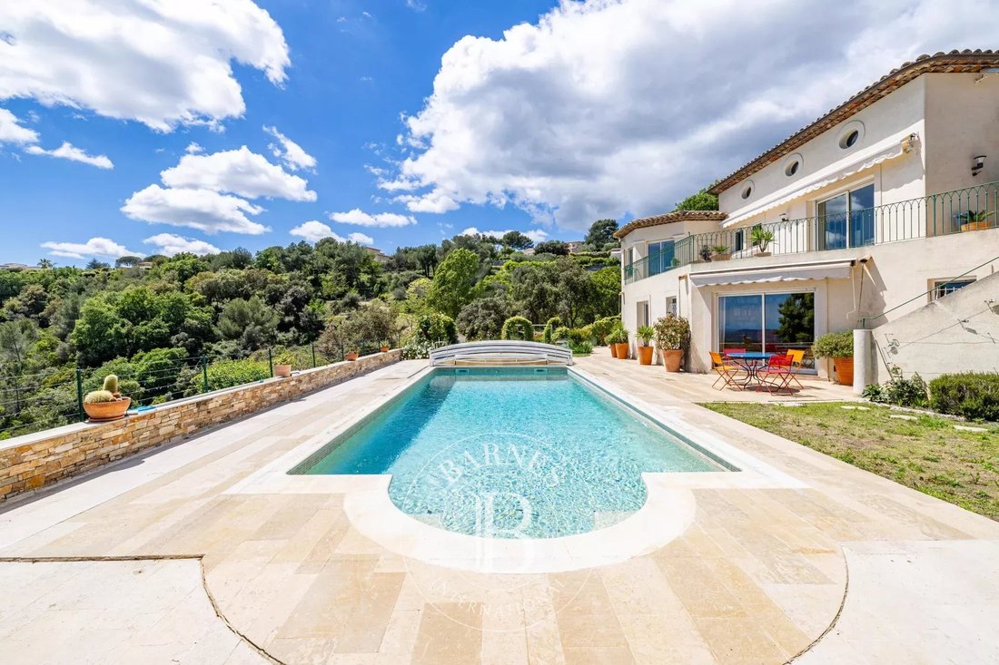 Villa in Grasse, Provence-Alpes-Côte d'Azur, France 2 - 14454783