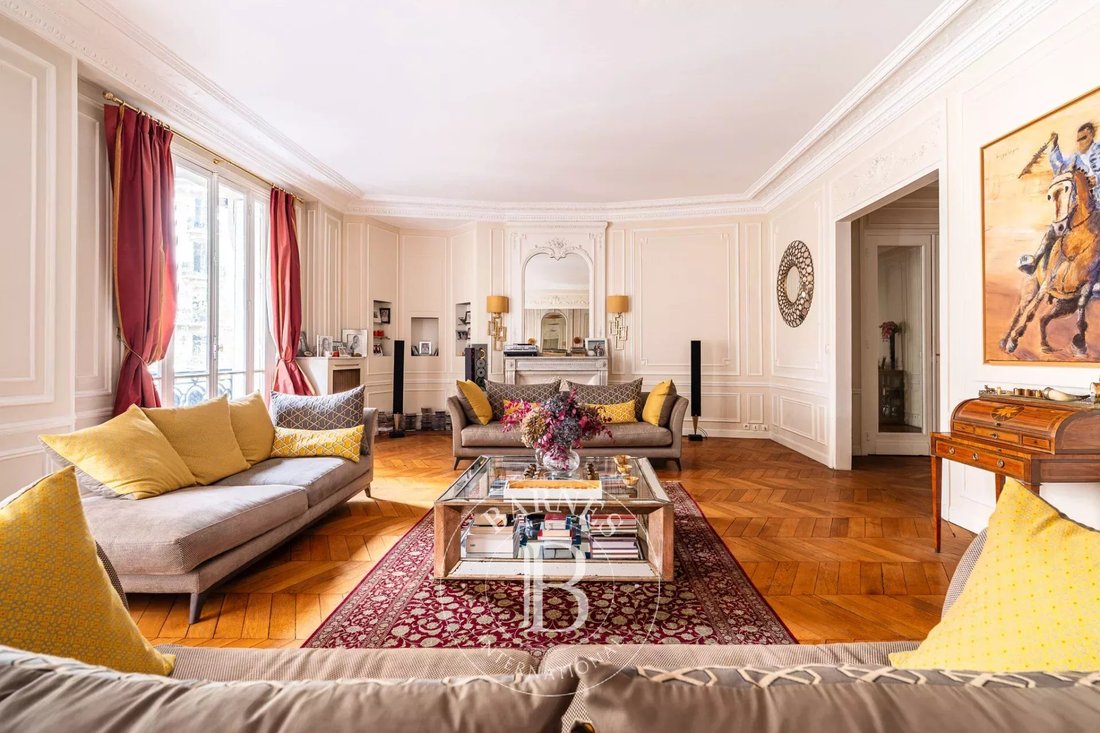 Apartment in Muette Nord, Paris 16e Arrondissement, Paris 1 - 17546986