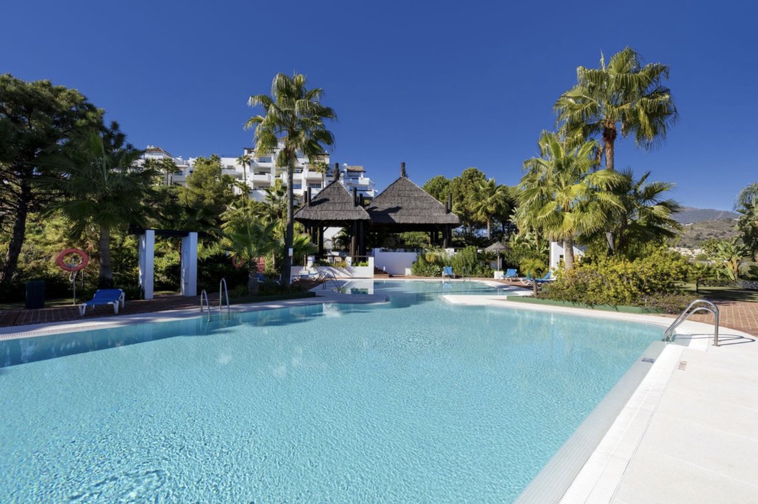 Penthouse in Benahavis, Andalusia, Spain 1 - 17546761