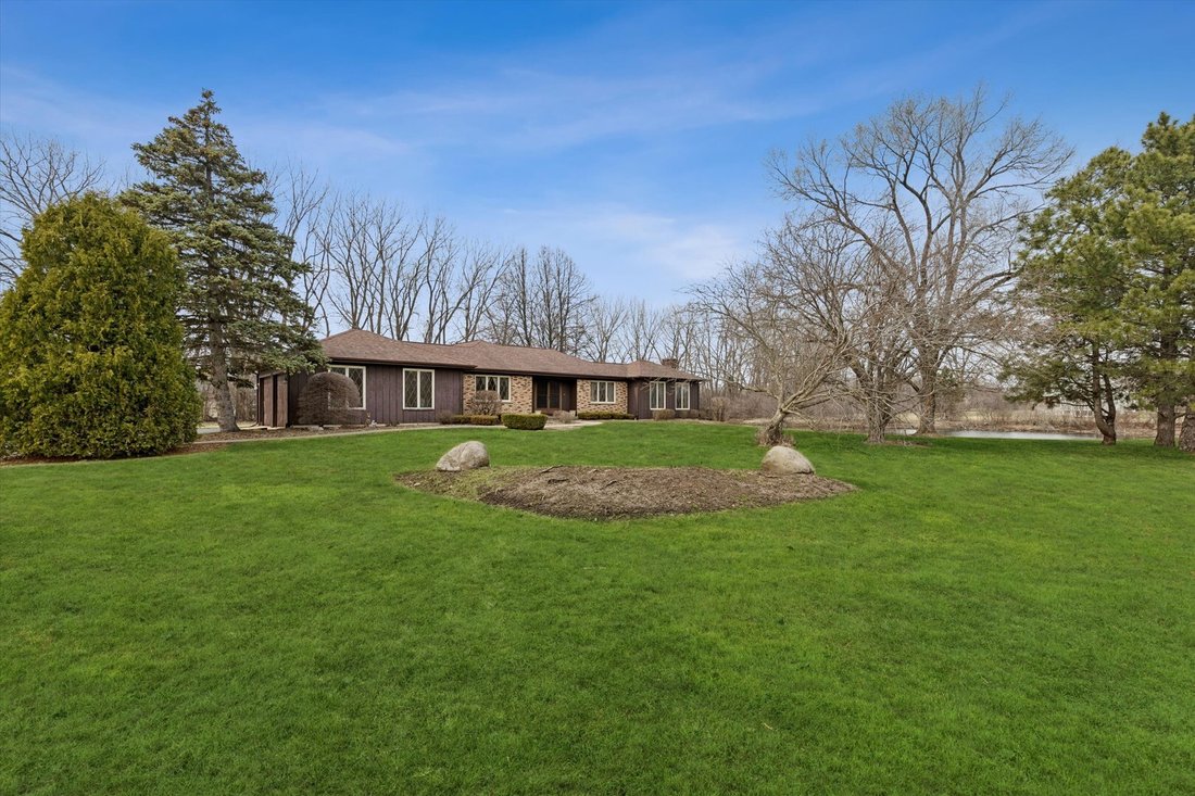 House in Village of Lakewood, Illinois, United States 4 - 17546635